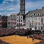 Hotel Grand Place 3*
