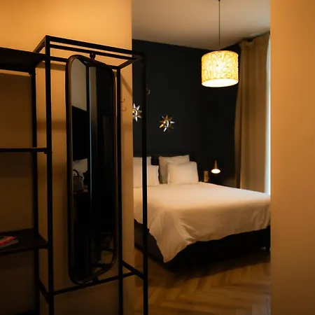 Grand Place 3*