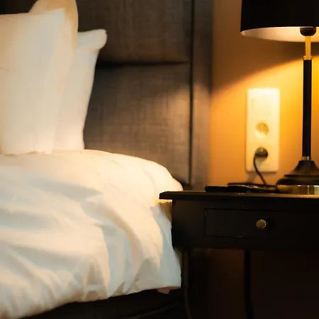 Hotel Grand Place 3*