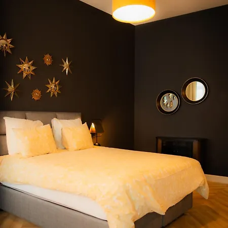 Grand Place 3* Mons