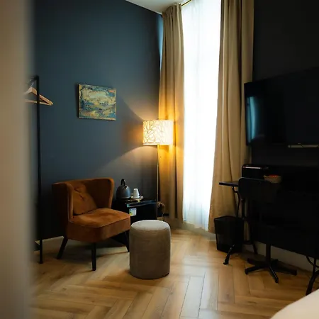 Hotell Grand Place
