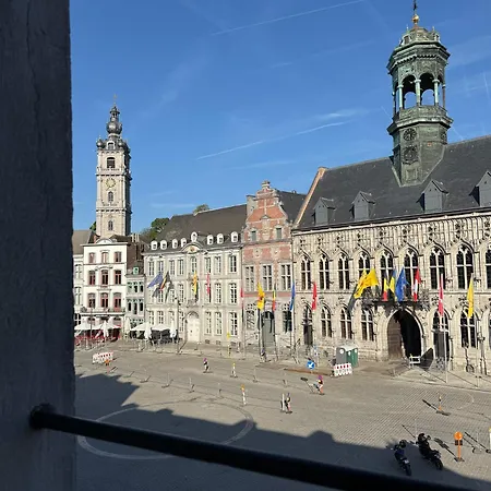 Hotel Grand Place